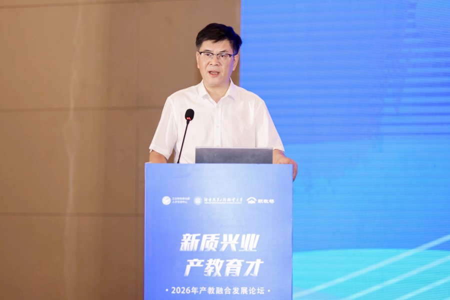 1黄小明.jpg